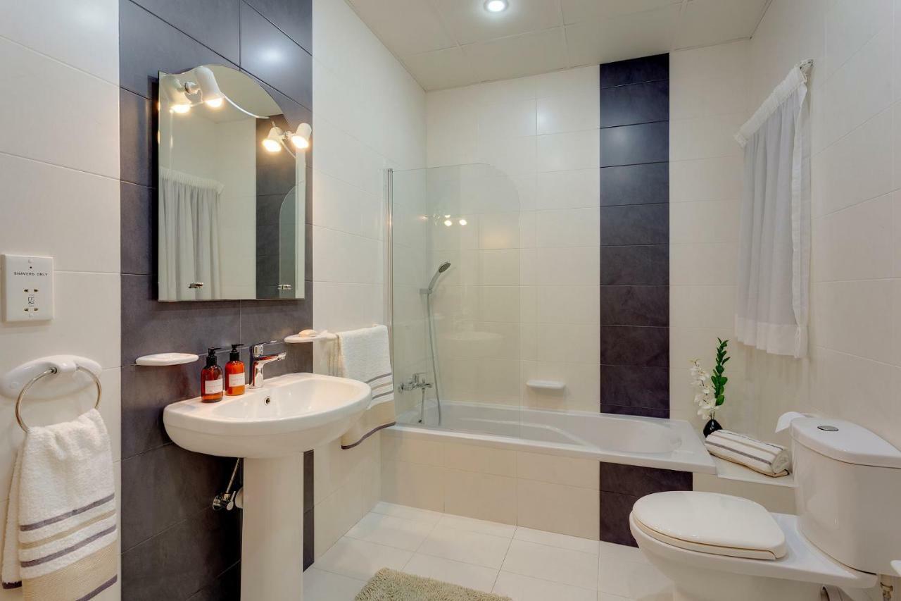 Spacious, Top Location Sliema Apartment Bagian luar foto