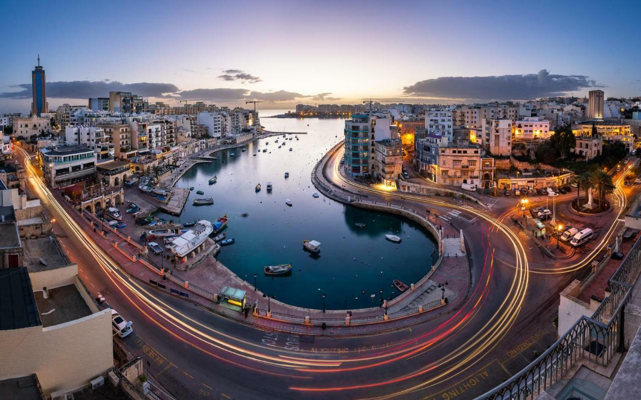 Spacious, Top Location Sliema Apartment Bagian luar foto