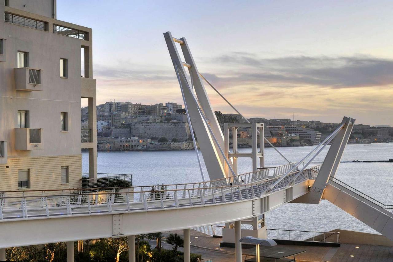 Spacious, Top Location Sliema Apartment Bagian luar foto